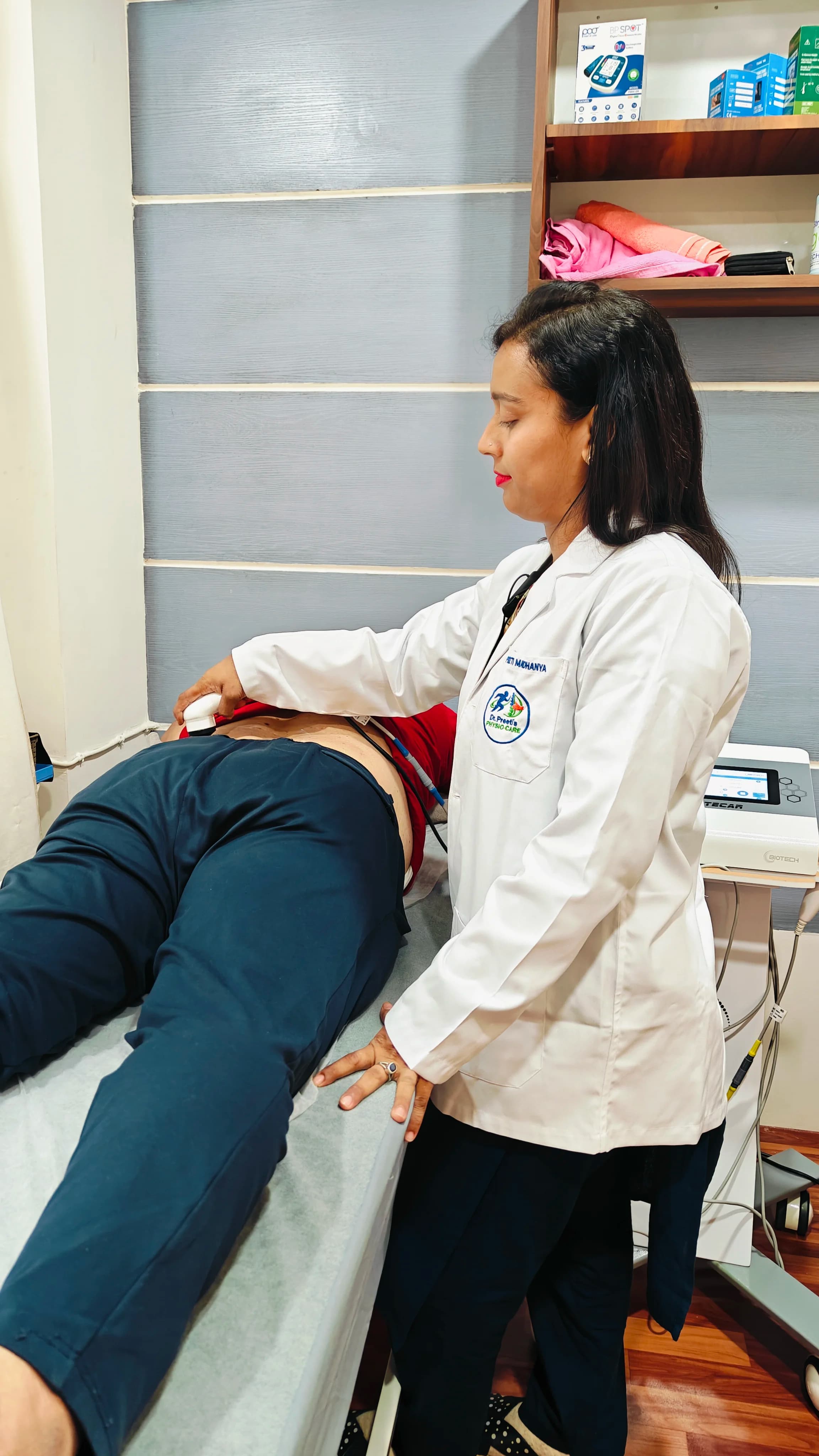 Manual therapy treatment at best physiotherapy clinic in Indore